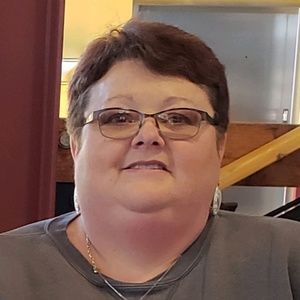 Meet your Posher, Pamela